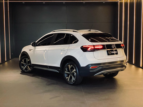 Volkswagen Nivus Highline 1.0 200 TSI Flex Aut.