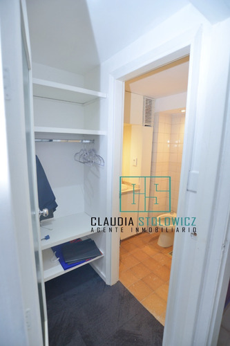 Imagen 10 de 12 de Unidad Comercial En Rambla Portuaria Ciudad Vieja Moderna Oficina Estudio O Consultorio Alquiler O Venta