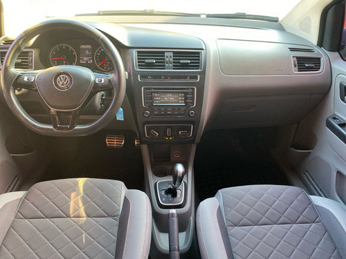 Volkswagen Fox 1.6 16v Msi Highline Total Flex I-motion 5p