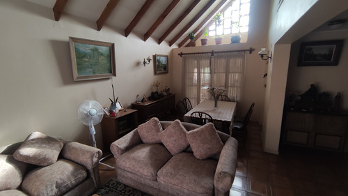 Hermosa Casa 220m2 En Terreno 546 M2, El Bosque