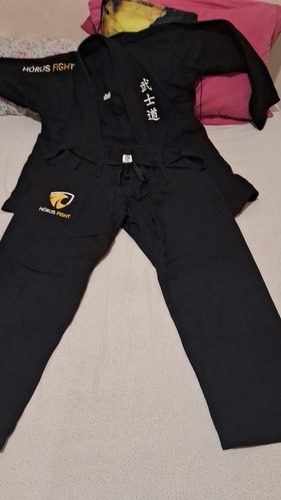 Kimono Jiu-jitsu Hórus Preto A3 (Usado)