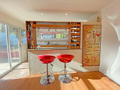Casa En Venta Tolosa, 4 Dormitorios Y Pileta