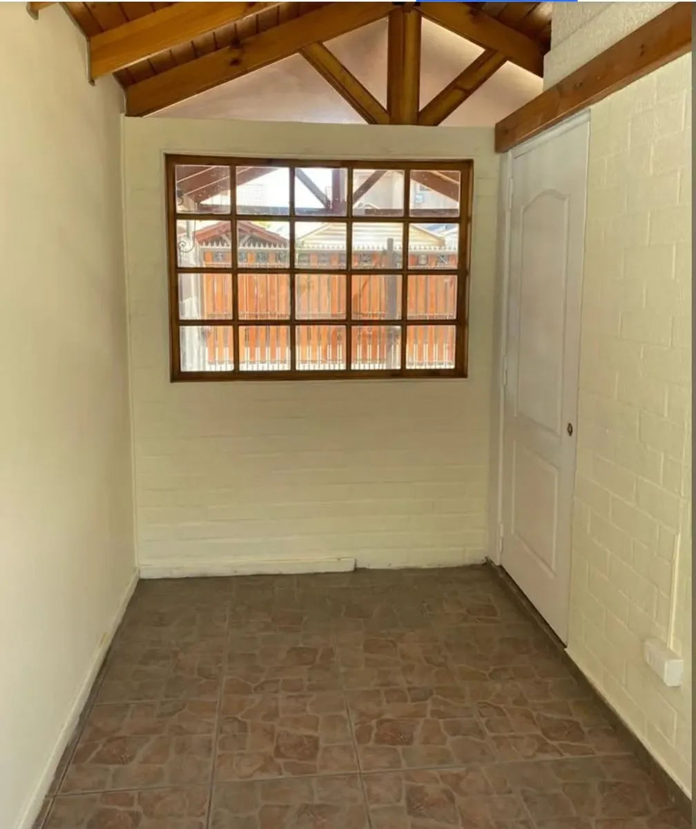 Imagen 2 de 16 de Linda Casa Como Nueva