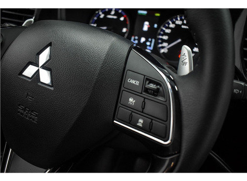 Mitsubishi Outlander 2.2 MIVEC DI-D DIESEL HPE-S AWD AUTOMÁTICO