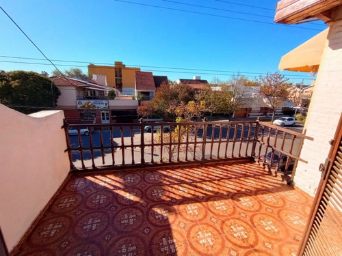 Imagen 30 de 30 de Casa En Av. Argentino Valle - Villa Elvina- S.rosa
