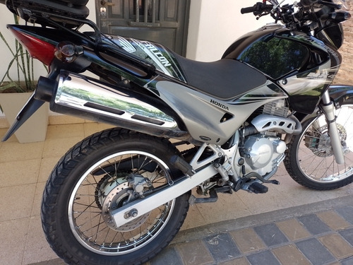 Imagen 4 de 6 de Honda Falcon Nx 400 Año 2011
