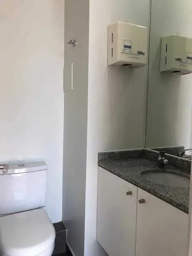 Arriendo Of Amplios Espacios 2p 2e 2 Baños Vitacura