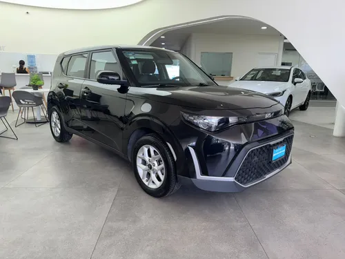 Kia Soul 5p LX L4/1.6 Aut