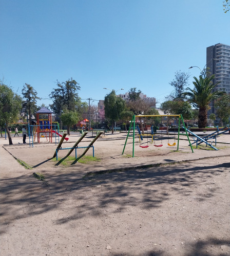 ¡¡¡ Ubicación Inmejorable, Ideal Para Remodelar A Tu Gusto !
