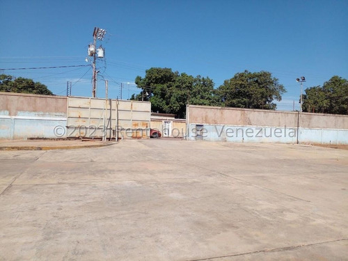 Local Comercial En Venta En La Zona Industrial Sur Mls 23-19898 Yohana Hidalgo 