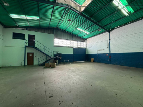 Se Vende Galpon En Terrazas De Castilliyo San Diego Valencia
