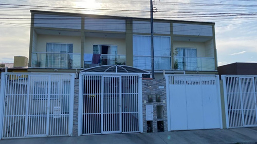 Imagem 1 de 11 de Sobrado 106 M2 - Areias, Camboriu / Sc