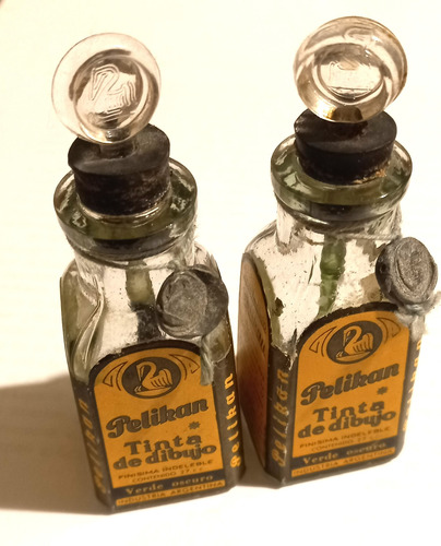 Antiguo Frasco Tinta China Pelikan: 2 Unid, Verde (vacíos) (Usado)
