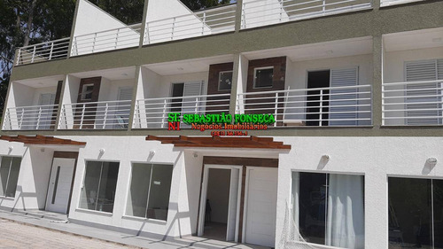 Imagem 1 de 15 de Sobrado Triplex Em Massaguaçu Em Caraguatatuba - 2070