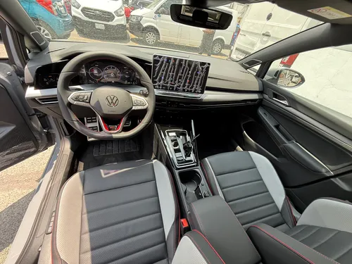 Volkswagen Golf GTI 2.0L Turbo 261HP DSG7 vel
