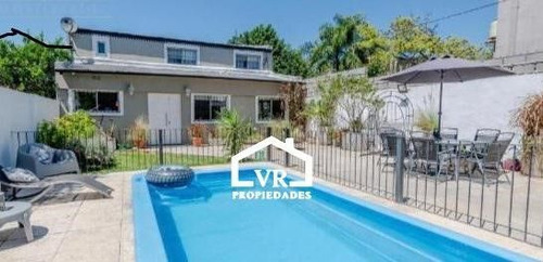 Casa En Venta En De Vicenzo Grande, Del Viso, Pilar