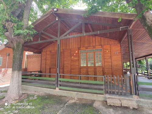 Chalé Térreo E Maravilhoso No Camping Do Alemão