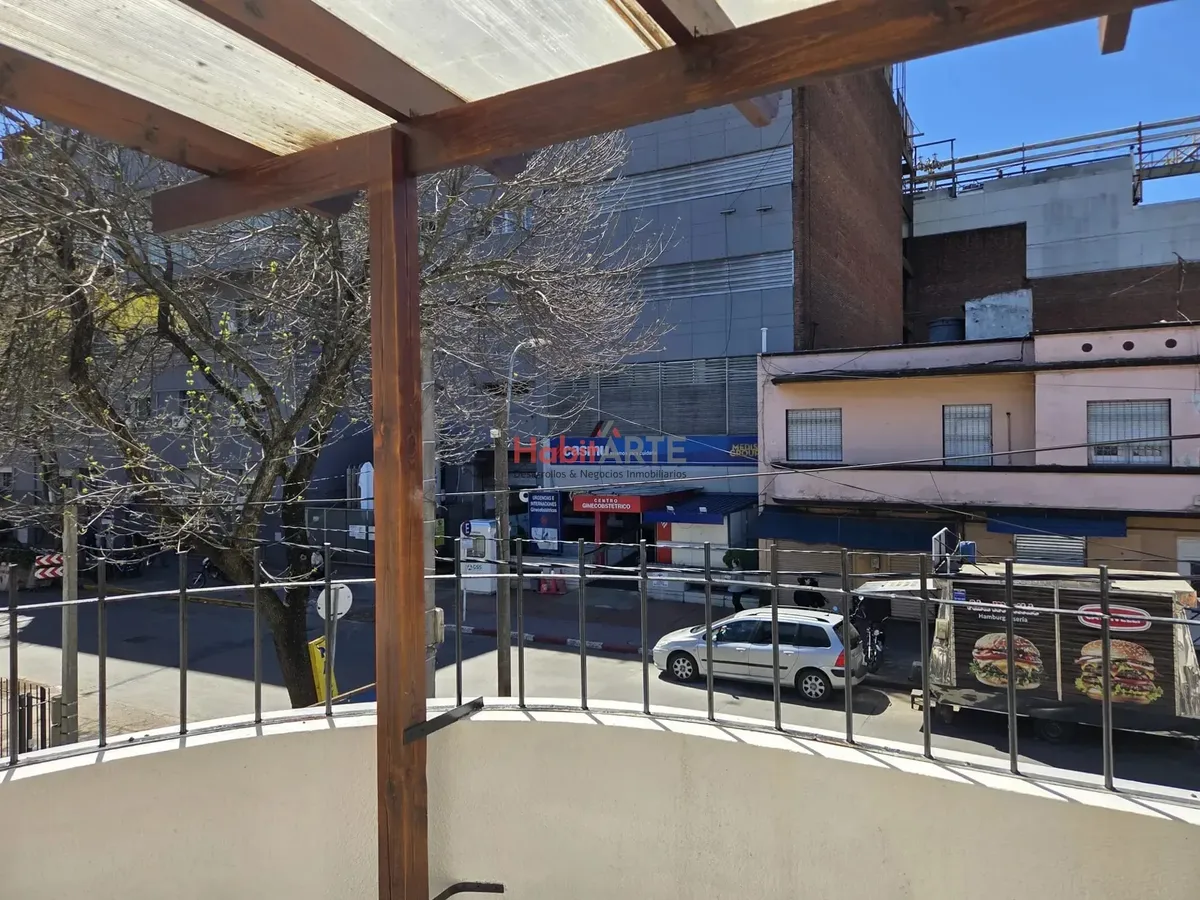 Casa En Alquiler En La Blanqueada De 3 Dormitorios Con Cochera · Foto 5