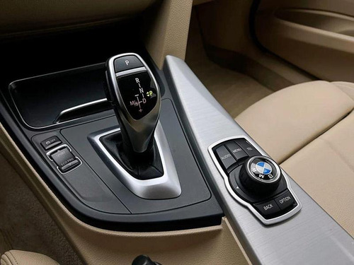BMW Serie 3 320i 2.0 16v Turbo Active Flex 4p Automatico