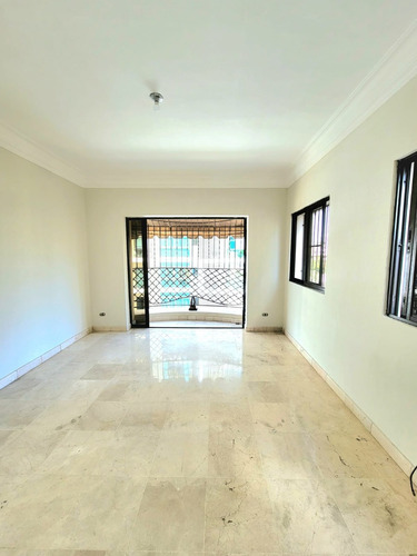 Imagen 2 de 8 de Alquilo En Piantini Hermoso Y Privado Apartamento Piso 5