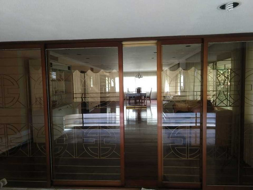 Imagen 20 de 29 de Se Vende Apto 380m2 4h+2s/4b+s/2pel Pedregal La Castellana Parte Alta