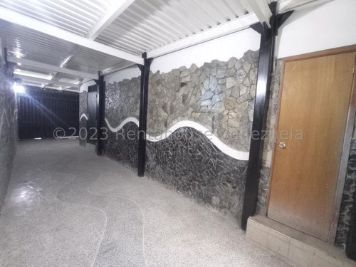 Imagen 17 de 30 de Local En Alquiler Centro De Barquisimeto. Tu Asesor De Confianza Kenlimar Nieto. Contactame *0424 5/2/2/3/7/9/7* Código Flex 23-24114