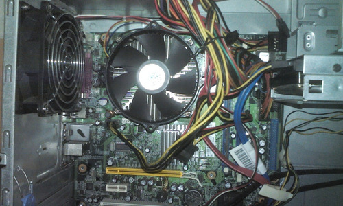 Imagen 2 de 6 de Pc Lenovo Dual Core Ddr2 Poco Uso