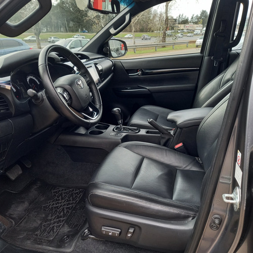 Toyota Hilux 2.8 Cd Srx 177cv 4x4