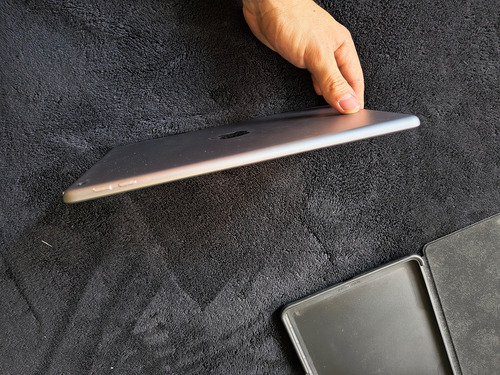 Ipad 6ta Generación 32 Gb Gris Espacial (Usado)