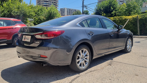 Mazda Mazda 6 Sedan V 2.0 6At