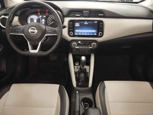 Nissan Versa 4p Exclusive L4/1.6 Aut