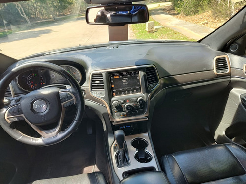 Jeep Grand Cherokee 4x2, V6