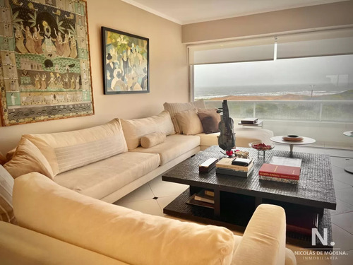 Espectacular Departamento En Venta Frente Al Mar, Penthouse De 4 Dormitorios. Punta Del Este