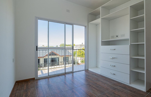 Departamento En Venta 2 Amb Hurlingham 3piso