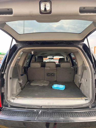 Camioneta De 8 Cil, Automática, Asientos En Piel Gris