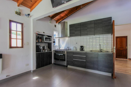 Venta De Casa 5 Ambientes En Banco Provincia - Zona Golf, Moreno