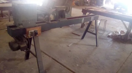Imagen 1 de 2 de Torno Meccard Madera De 150 Cm Trifasico Motor 2hp Italiano