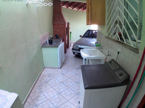 Imagem 16 de 18 de Sobrado Lindo Com 103m², 3 Dorms, 1 Suite, 3 Vagas, Vila Cecília Maria, Santo André. - So0054