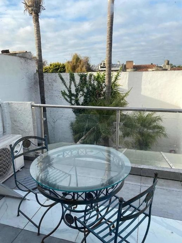 Imagen 10 de 12 de Permuta - Triplex De Categoria De 4 Ambientes En Venta - Villa Sarmiento