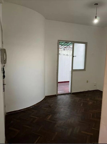 Imagen 2 de 15 de 1er Piso, Con Patio! Cómodo Y Ventilado, Ideal Parejas !