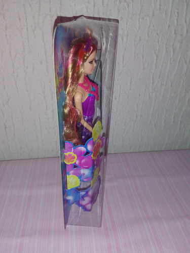 Barbie And The Secret Door Barbie Y La Puerta Secreta (Usado)