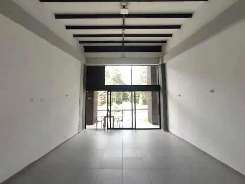 Locales En Arriendo Veredad Don Diego 643-8292436