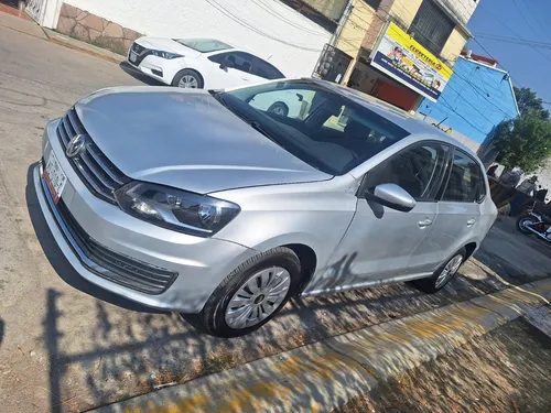 Volkswagen Vento 1.6 Confortline At