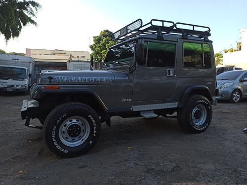 Imagen 7 de 12 de Jeep Wrangler 4.0