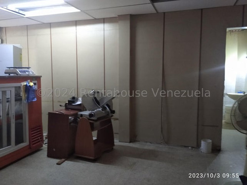 Alquiler Local Casa Comercial, El Paraiso Caracas, Mls 24-21435