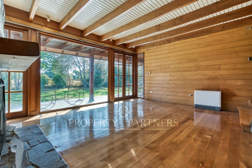 Acogedora Casa Estilo Sureño, Puerto Varas