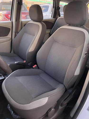 Imagem 8 de 14 de Chevrolet Spin 1.8 Lt 8v Flex 4p Automático