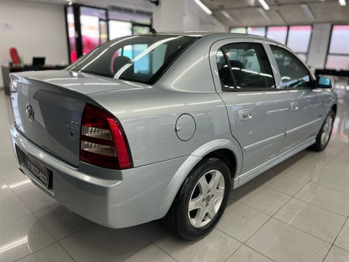 Chevrolet Astra Sedan Astra Sedan 2.0 MPFI ADVANTAGE SEDAN 8V FLEX 4P MANUAL