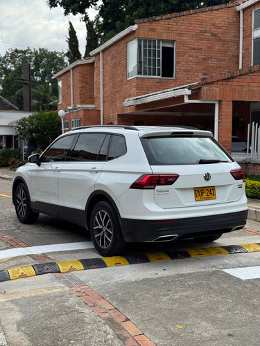 Volkswagen Tiguan Allspace Comfortline 2.0 Tsi 4motion