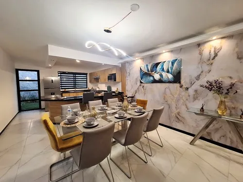 Casa En Venta En Cañadas Del Arroyo, De Un Piso